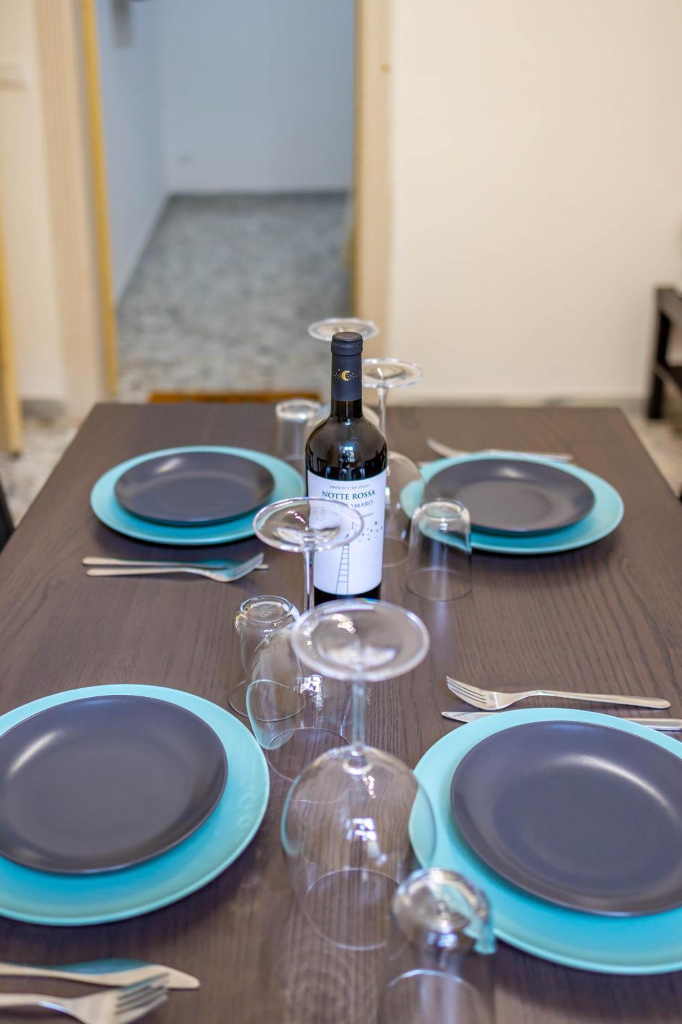 U Paradise - Intero Apt - Vicino Bari Apartment Valenzano Luaran gambar